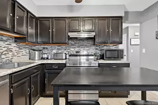 204 Country Club Dr, Maybrook, NY 12543 - Photo 9