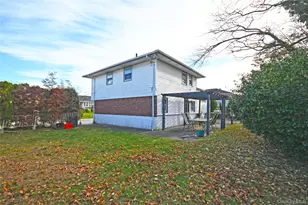 89 Osborne Rd, West Hempstead, NY 11552 - Photo 5