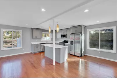 6 Renee Court, Centereach, NY 11720 - Photo 17