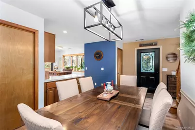 8 Hill Drive, Riverhead, NY 11901 - Photo 3