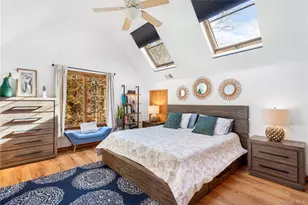 8 Hill Dr, Riverhead, NY 11901 - Photo 9