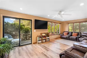 8 Hill Dr, Riverhead, NY 11901 - Photo 7