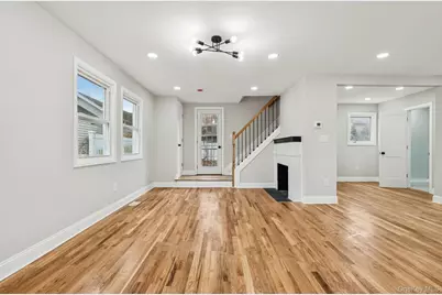 41 Leyden Street, Huntington Station, NY 11746 - Photo 7