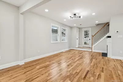 41 Leyden Street, Huntington Station, NY 11746 - Photo 9