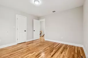 41 Leyden St, Huntington Station, NY 11746 - Photo 21