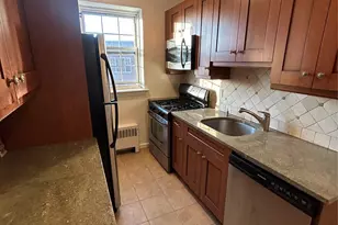 220 Pelham Rd, New Rochelle, NY 10805 - Photo 3