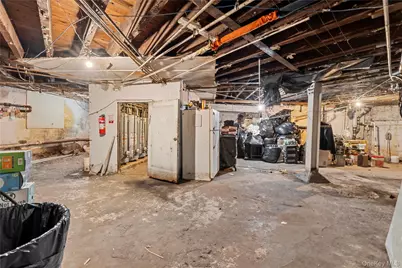 170 Soundview Avenue, Bronx, NY 10473 - Photo 17