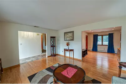 4 Debra Drive, Nesconset, NY 11767 - Photo 7