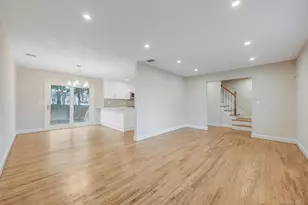 56 Camille Ln, Patchogue, NY 11772 - Photo 5