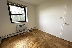 1085 Warburton Ave, Yonkers, NY 10701 - Photo 23