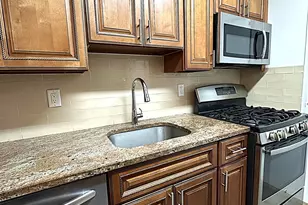 1085 Warburton Ave, Yonkers, NY 10701 - Photo 5