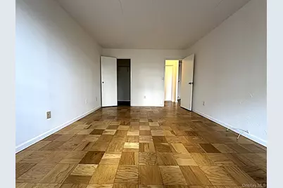 1085 Warburton Avenue #121, Yonkers, NY 10701 - Photo 17