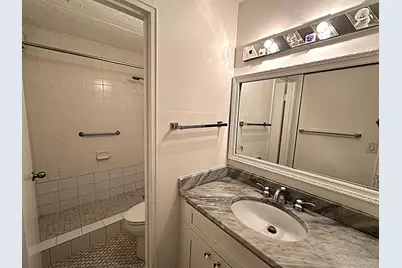 1085 Warburton Avenue #121, Yonkers, NY 10701 - Photo 21