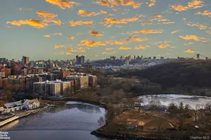 2400 Johnson Ave, Bronx, NY 10463 - Photo 23
