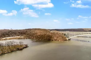 2400 Johnson Ave, Bronx, NY 10463 - Photo 5