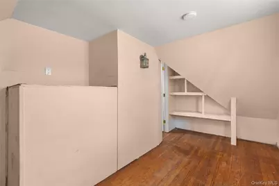 6 Dunwoodie Avenue, West Islip, NY 11795 - Photo 11