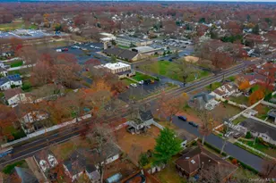 6 Dunwoodie Ave, West Islip, NY 11795 - Photo 21