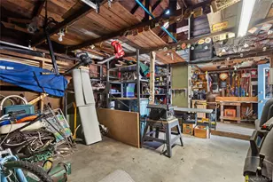 6 Dunwoodie Ave, West Islip, NY 11795 - Photo 15