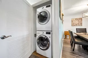 156 Ashley Ct, Central Islip, NY 11722 - Photo 17