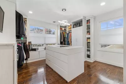 5 Vernon Street, Plainview, NY 11803 - Photo 23