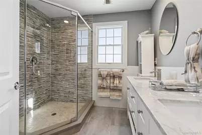 5 Vernon Street, Plainview, NY 11803 - Photo 21