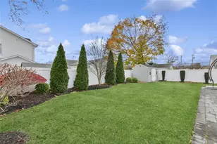 5 Vernon St, Plainview, NY 11803 - Photo 35