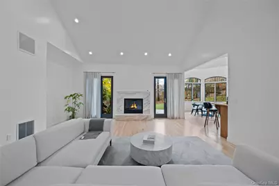 16 S De Baun Avenue, Airmont, NY 10901 - Photo 13