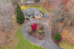 16 S de Baun Ave, Airmont, NY 10901 - Photo 3