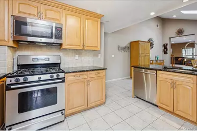 25 Foxwood Road, West Nyack, NY 10994 - Photo 5