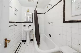 25 Foxwood Rd, West Nyack, NY 10994 - Photo 17