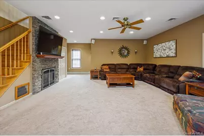 25 Foxwood Road, West Nyack, NY 10994 - Photo 11