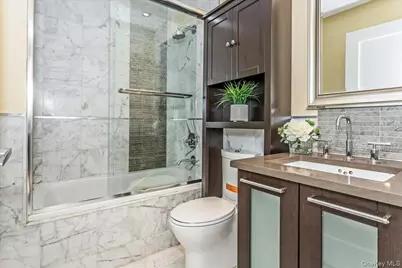 6405 Yellowstone Boulevard #207, Forest Hills, NY 11375 - Photo 17