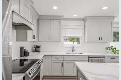 122 4th Street, Saint James, NY 11780 - Photo 15