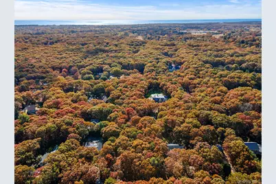 38 Wooded Oak Lane, East Hampton, NY 11937 - Photo 3