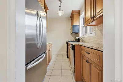 250 Central Avenue #B204, Lawrence, NY 11559 - Photo 13