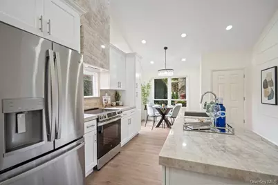 1 Stanford Court #1, Wantagh, NY 11793 - Photo 5