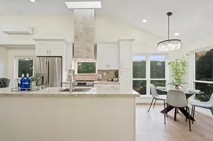 1 Stanford Ct, Wantagh, NY 11793 - Photo 7