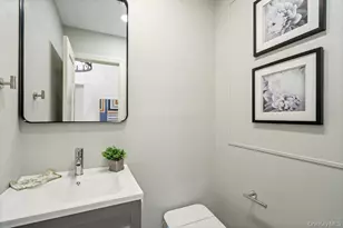 1 Stanford Ct, Wantagh, NY 11793 - Photo 23