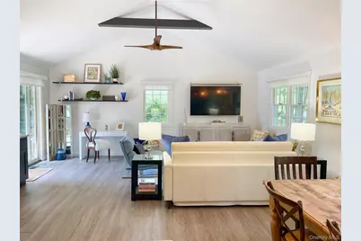 6 Long Lane, Hampton Bays, NY 11946 - Photo 3