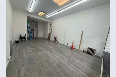 35-36 31st Street, Astoria, NY 11106 - Photo 5