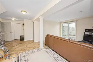 12 Briarwood Ct, Saint James, NY 11780 - Photo 45