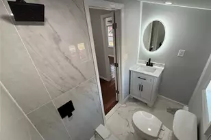 33 Broadway St, Shirley, NY 11967 - Photo 13