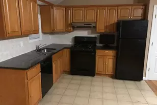 87-30 Commonwealth Blvd, Bellerose, NY 11426 - Photo 9