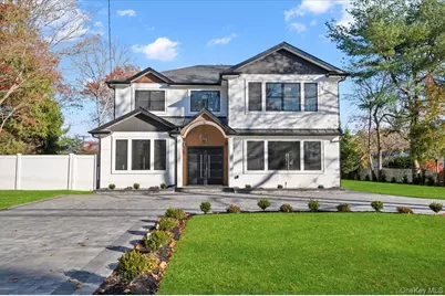 1130 Carlls Straight Path, Dix Hills, NY 11746 - Photo 3