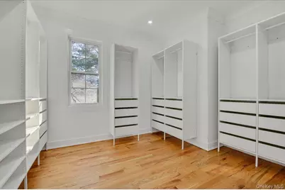 1130A Carlls Straight Path, Dix Hills, NY 11746 - Photo 33