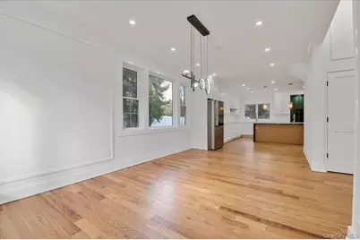 1130A Carlls Straight Path, Dix Hills, NY 11746 - Photo 13