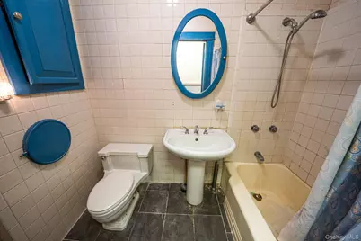 7935 77th Avenue, Glendale, NY 11385 - Photo 9