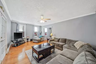 18832 114th Drive, Saint Albans, NY 11412 - Photo 5