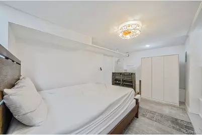 18832 114th Drive, Saint Albans, NY 11412 - Photo 21