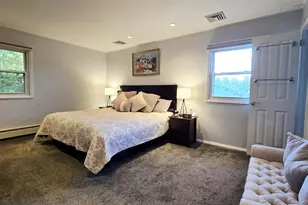 34 Melanie Ln, Syosset, NY 11791 - Photo 11